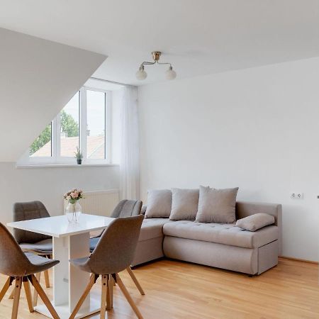 Elegant Apartment In Vienna With Patio エクステリア 写真