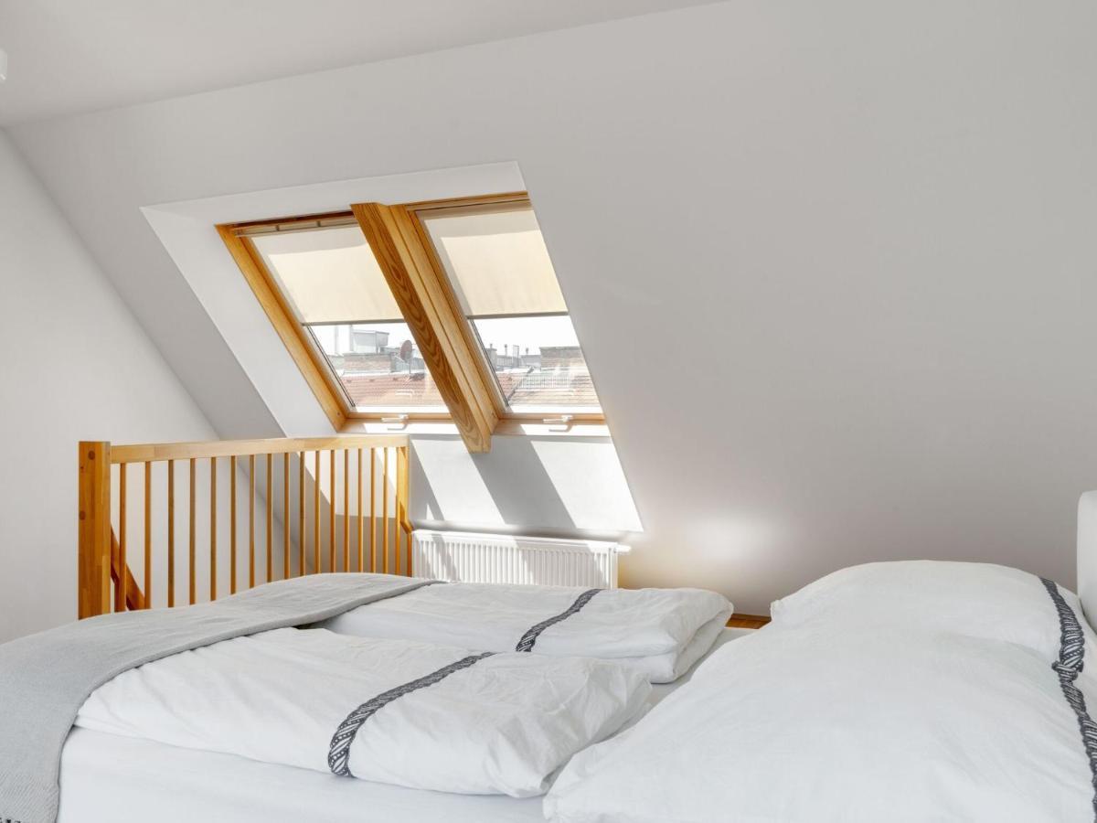 Elegant Apartment In Vienna With Patio エクステリア 写真