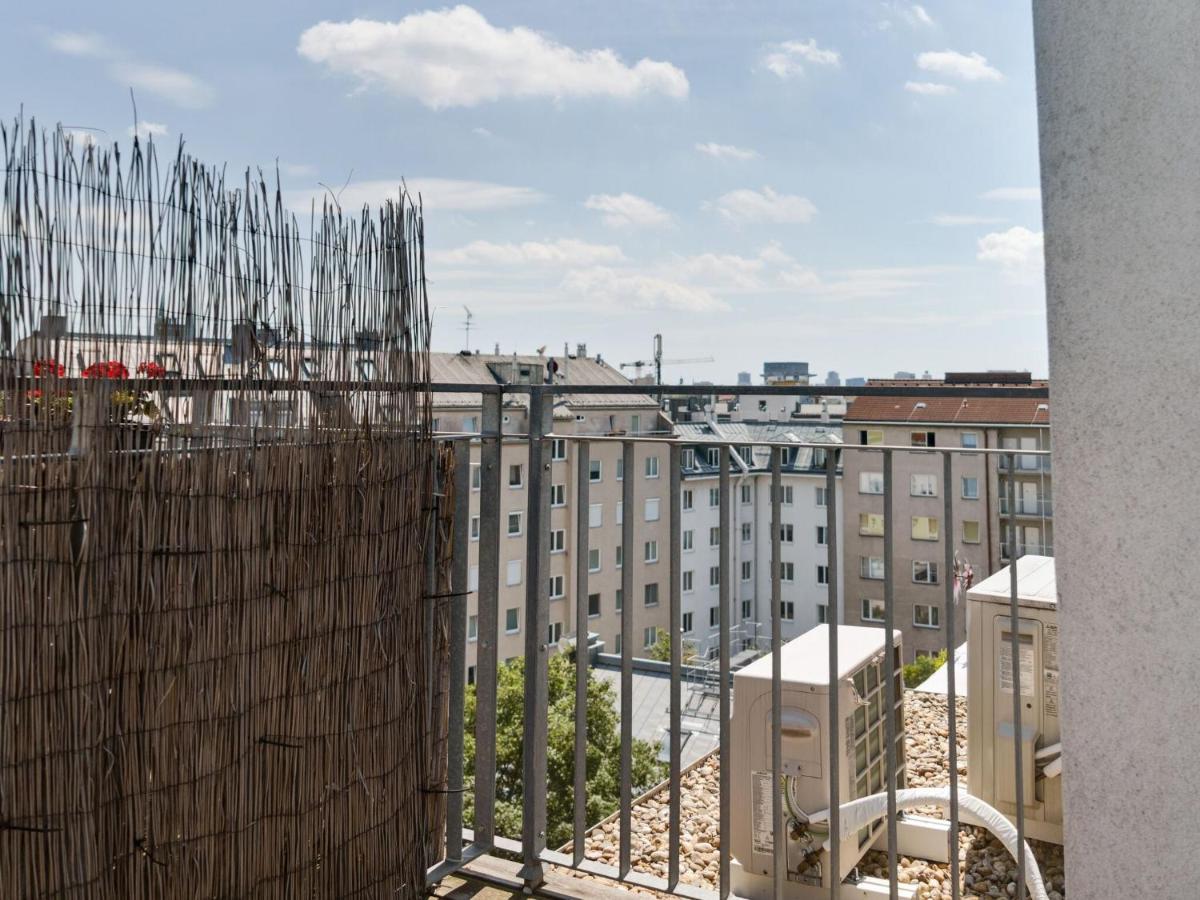 Elegant Apartment In Vienna With Patio エクステリア 写真