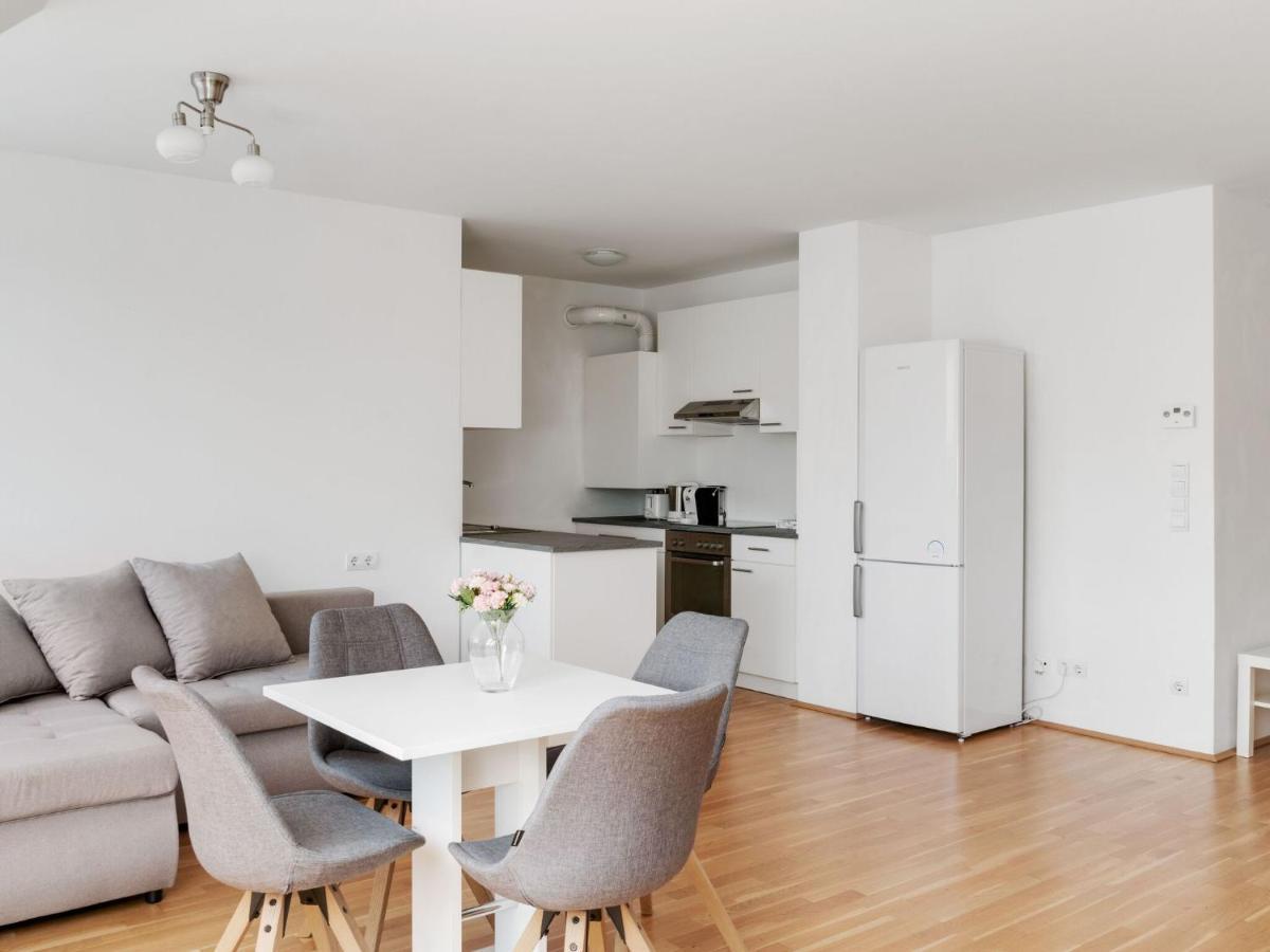 Elegant Apartment In Vienna With Patio エクステリア 写真